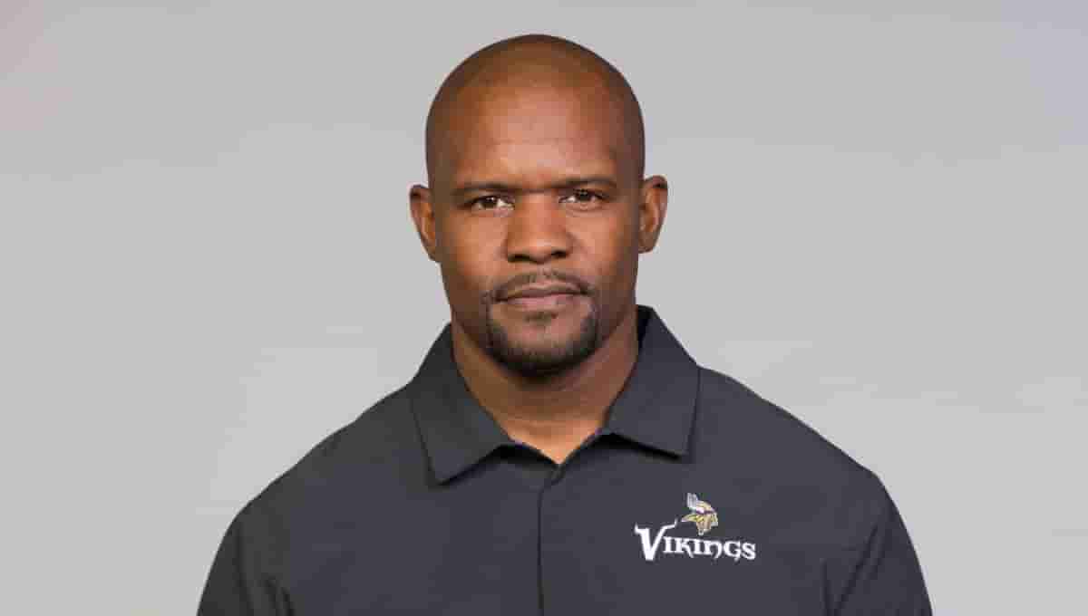 Brian Flores Ethnicity, Wikipedia, Wiki, Law Suit, Reddit, Wife, Vikings, Net Worth